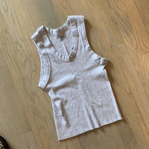Gray tank